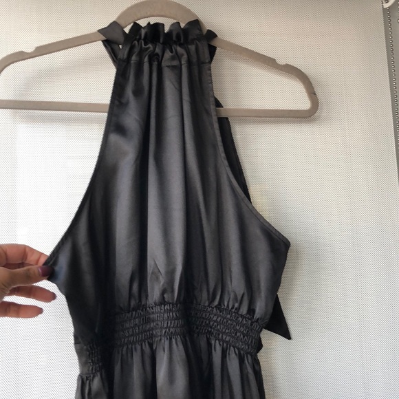 Guess cocktail dress. EUC. - Picture 4 of 4